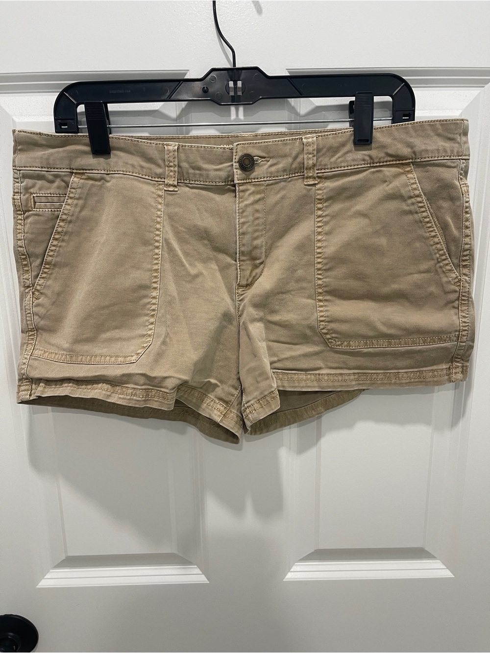 Mossimo Supply Co. Women's Tan Cargo Shorts